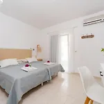 Averto Corfu Dasziá