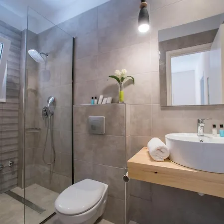 شقة فندقية Averto Corfu 3*