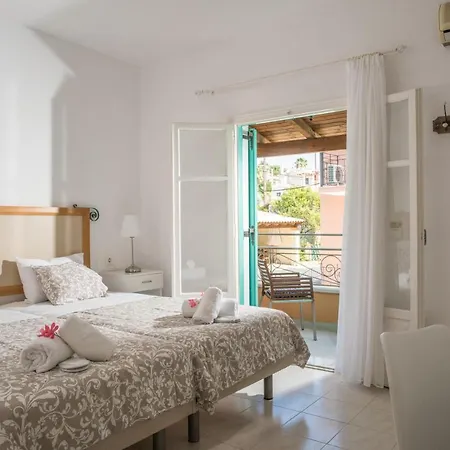 Averto Corfu ذيسْخا