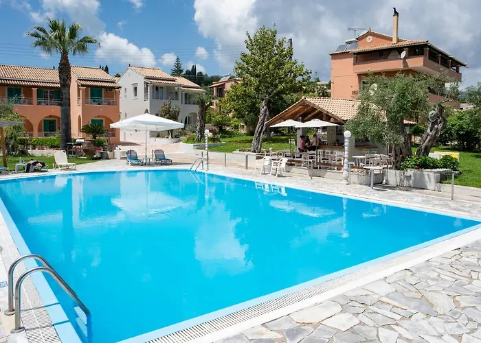 Lägenhetshotell Averto Corfu 3*
