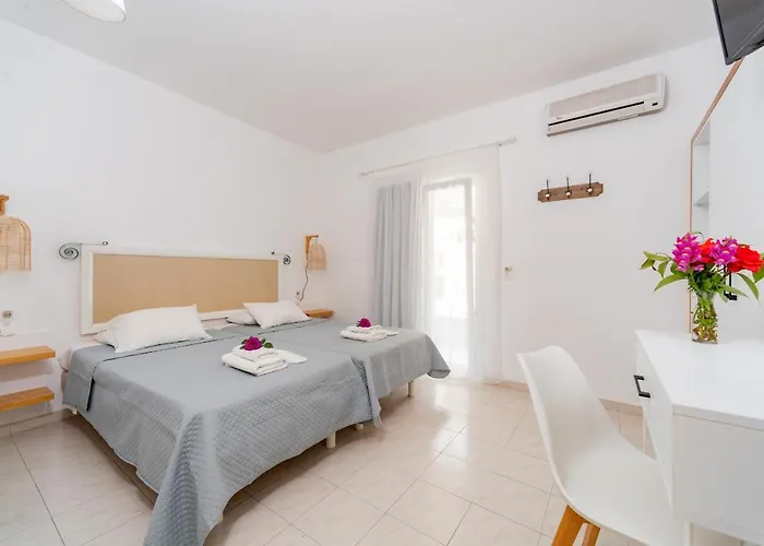 Averto Corfu Dassia (Corfu)