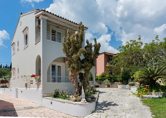 Averto Corfu 3* Dassia (Corfu)
